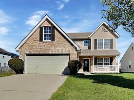 138 Thompson St in Trenton, OH - Building Photo