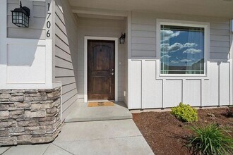 1706 N Arties Rd in Spokane Valley, WA - Building Photo - Building Photo