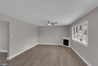 370 NJ-156 in Hamilton Township, NJ - Building Photo - Building Photo