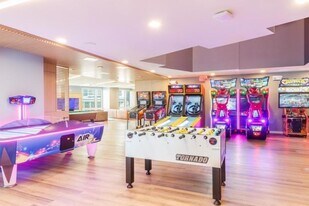 22-44-44 Jackson Ave in Queens, NY - Building Photo