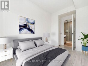 55-2655 Charles St E in Toronto, ON - Building Photo - Building Photo