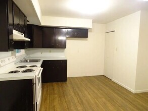 4632 New Holland Rd, Unit 3 in Mohnton, PA - Building Photo - Building Photo