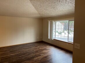 12521 N Fairwood Dr in Spokane, WA - Building Photo - Building Photo