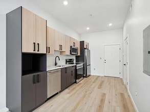 1112 E Berks St, Unit 103 in Philadelphia, PA - Building Photo - Building Photo