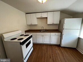 486 W South St in Frederick, MD - Building Photo - Building Photo