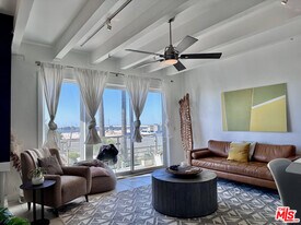 3215 Ocean Front Walk in Marina Del Rey, CA - Building Photo