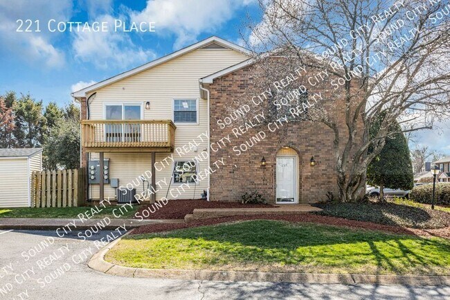 221 Cottage Pl in Nashville, TN - Building Photo - Building Photo