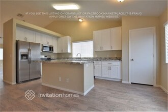 3717 St Charles Ct in North Las Vegas, NV - Building Photo - Building Photo