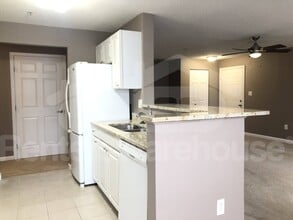 695 Winding Stream Way in Odenton, MD - Foto de edificio - Building Photo