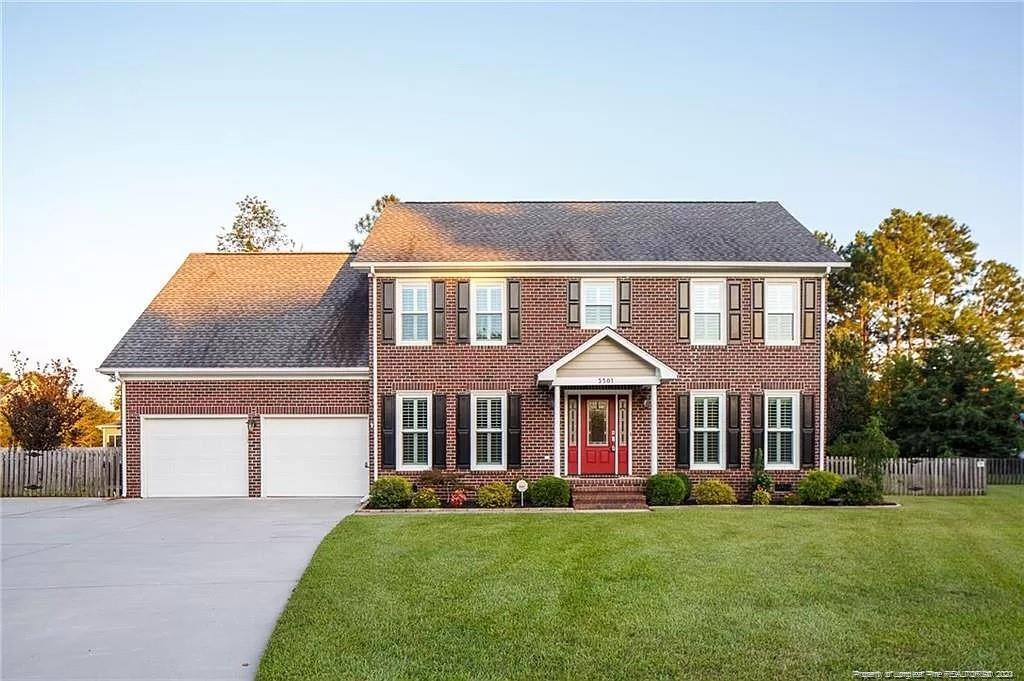 3501 Birkdale Ct in Fayetteville, NC - Foto de edificio