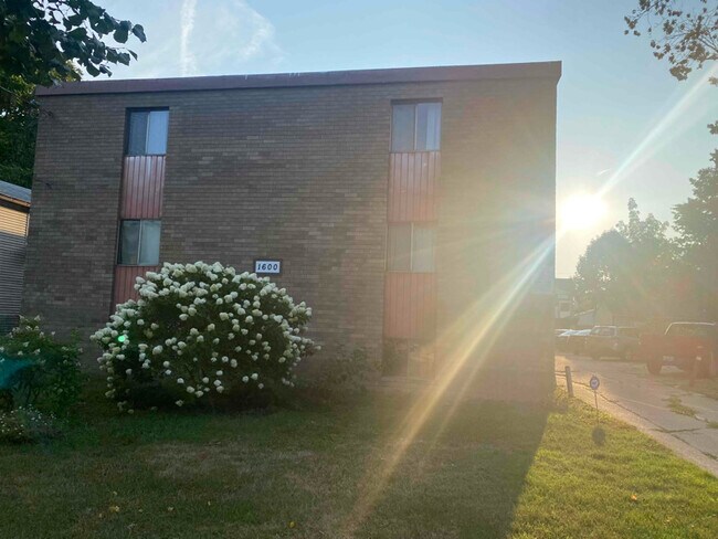 property at 1600 Newman Ave