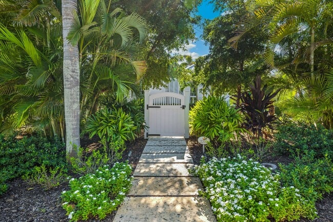 2310 23rd St W in Boca Grande, FL - Building Photo - Building Photo