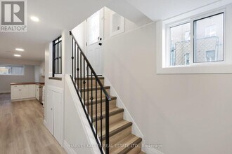 242 Acton Ave in Toronto, ON - Building Photo - Building Photo