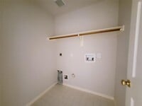 4710 Twisting Rd photo'