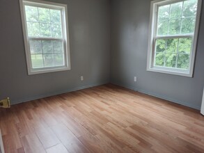 14 N Ritchie Ave in Ravenswood, WV - Building Photo - Building Photo