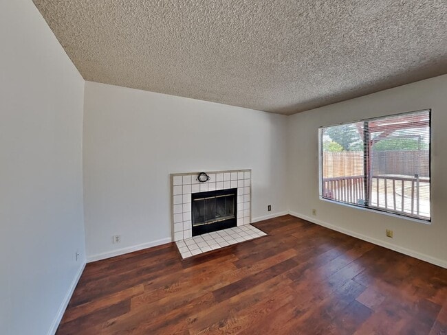 4652 Deermeadow Way in Antioch, CA - Building Photo - Building Photo