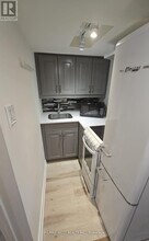 1816 Gerrard St E in Toronto, ON - Building Photo - Building Photo