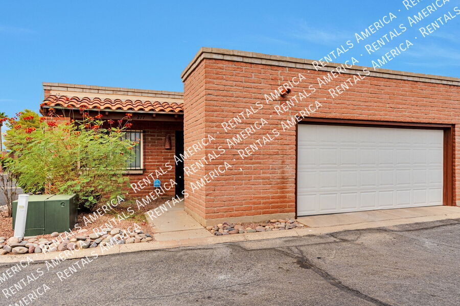277 E Root Way in Tucson, AZ - Building Photo