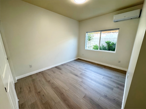 10200 Nadine St in Temple City, CA - Foto de edificio - Building Photo
