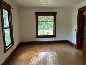 624 5th St S in Moorhead, MN - Foto de edificio - Building Photo