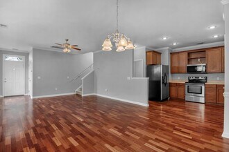 690 Summer Hill Way in Richmond Hill, GA - Building Photo - Building Photo