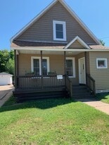 229 W Ohio St in Marquette, MI - Building Photo