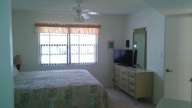 19505 Quesada Ave, Unit GG201 in Port Charlotte, FL - Building Photo - Building Photo