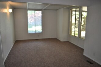 3547 Bengal Blvd in Cottonwood Heights, UT - Building Photo - Building Photo