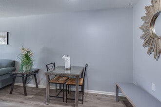 Princeton Place in St. Paul, MN - Foto de edificio - Interior Photo