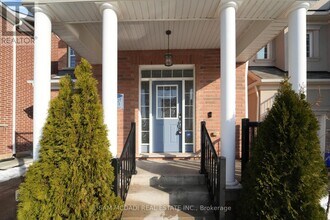 1395 Chretien St in Milton, ON - Building Photo - Building Photo