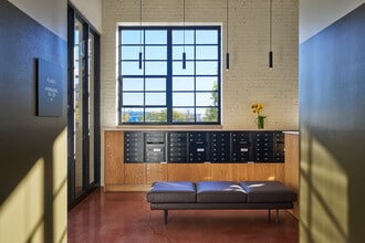 The Amsterdam Lofts in Detroit, MI - Foto de edificio - Building Photo