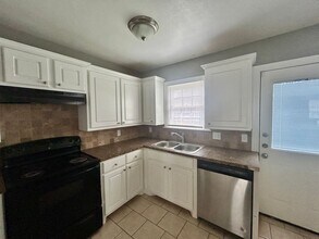 2101 15th St in Lubbock, TX - Building Photo - Building Photo