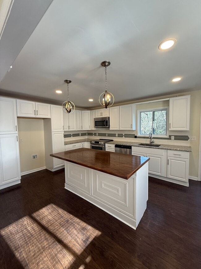 5283 US-41 in Ringgold, GA - Building Photo - Building Photo