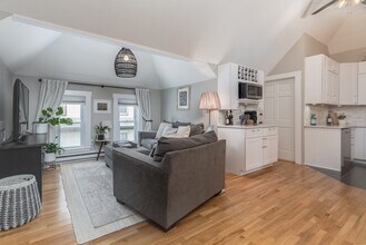 36 Saxton St in Boston, MA - Building Photo - Building Photo