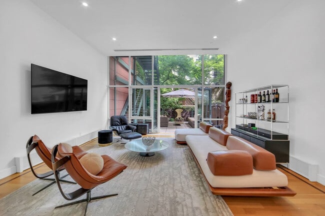 147 Lexington Ave