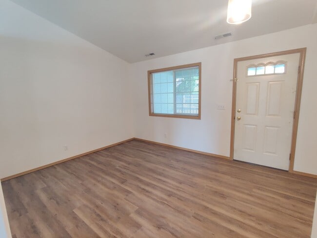 1518 W 24th Loop in Kennewick, WA - Building Photo - Building Photo