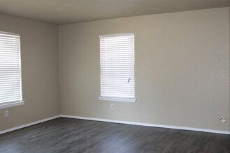 8511 Justin Pl in Midwest City, OK - Building Photo - Building Photo