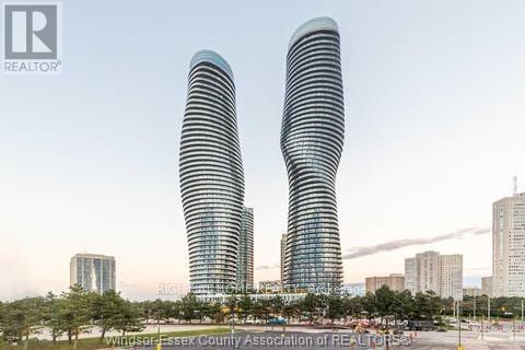 50 Absolute Ave in Mississauga, ON - Building Photo