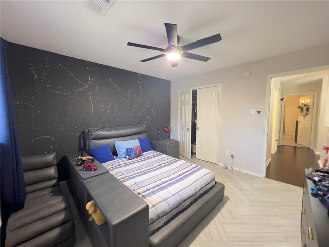 10503 Desert Springs Cir