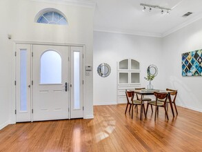 10208 Open Gate Dr in Austin, TX - Building Photo - Building Photo
