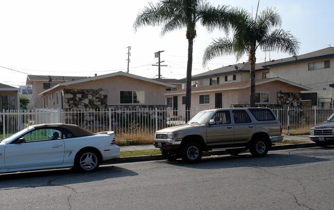 12514 York Ave in Hawthorne, CA - Building Photo - Building Photo