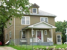 3818 Garretson Ave Apartments