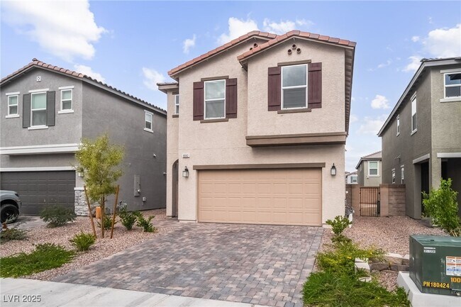 9092 Nostrand Ave in Las Vegas, NV - Building Photo - Building Photo