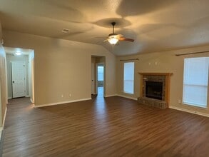 6508 Deorsam Loop in Killeen, TX - Building Photo - Building Photo