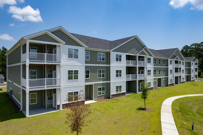 Lakeview Terrace in Ridgeland, SC - Foto de edificio - Building Photo