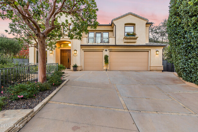 property at 1467 Heather Oaks Ln