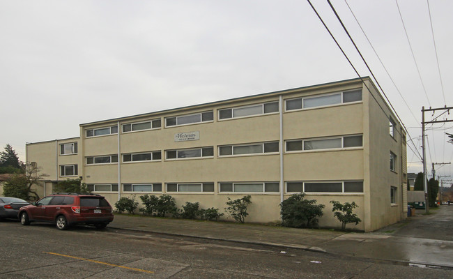 Well Located 1BR In Central West Seattle in Seattle, WA - Foto de edificio - Building Photo