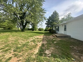 13958 Bainbridge Rd in Cerulean, KY - Building Photo - Building Photo