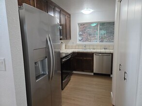 107 Vista Heights Rd in El Cerrito, CA - Building Photo - Building Photo