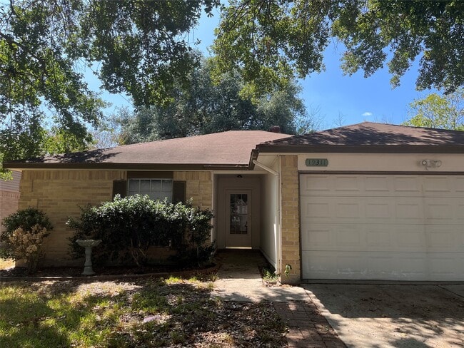 property at 19311 Nasworthy Dr